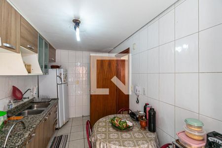 Apartamento à venda com 94m², 3 quartos e 2 vagasCozinha