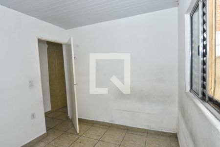 Quarto de casa para alugar com 1 quarto, 35m² em Jardim Santa Adelia, São Paulo