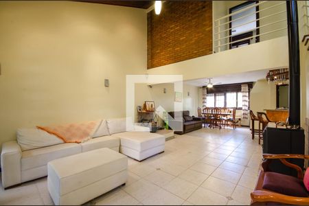 Sala de Estar de casa à venda com 3 quartos, 308m² em Cristal, Porto Alegre