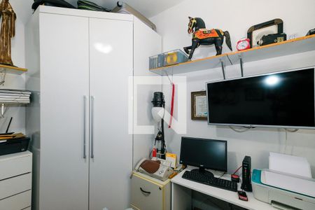 Apartamento à venda com 57m², 2 quartos e 1 vagaQuarto 2