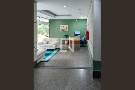 Apartamento à venda com 57m², 2 quartos e 1 vagaFachada e portaria