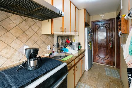 Apartamento à venda com 57m², 2 quartos e 1 vagaCozinha