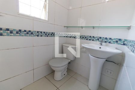 Banheiro de casa para alugar com 1 quarto, 35m² em Jardim Pinheiros, São Paulo