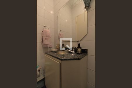 Lavabo de casa à venda com 4 quartos, 190m² em Vila Anglo Brasileira, São Paulo