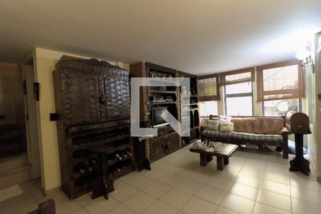 Casa à venda com 190m², 4 quartos e 3 vagas Casa à venda com 190m², 4 quartos e 3 vagasQuarto da Suíte 4