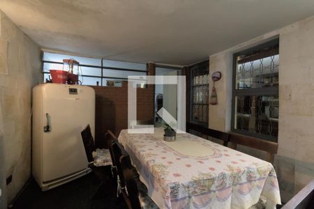 Casa à venda com 190m², 4 quartos e 3 vagas Casa à venda com 190m², 4 quartos e 3 vagasChurrasqueira