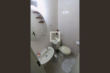 Casa à venda com 190m², 4 quartos e 3 vagas Casa à venda com 190m², 4 quartos e 3 vagasBanheiro da Suíte 4