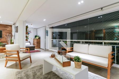 Apartamento para alugar com 177m², 3 quartos e 3 vagas Apartamento para alugar com 177m², 3 quartos e 3 vagasSala e Varanda Integrada