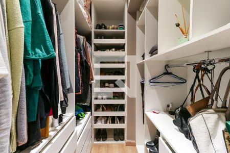 Apartamento para alugar com 177m², 3 quartos e 3 vagas Apartamento para alugar com 177m², 3 quartos e 3 vagasCloset Suíte Master