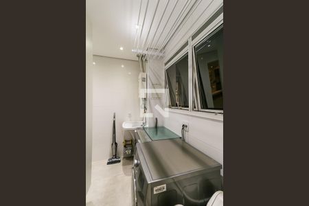 Apartamento para alugar com 177m², 3 quartos e 3 vagas Apartamento para alugar com 177m², 3 quartos e 3 vagasÁrea de Serviço