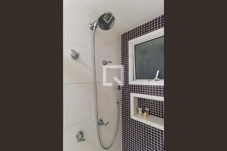 Apartamento para alugar com 177m², 3 quartos e 3 vagas Apartamento para alugar com 177m², 3 quartos e 3 vagasBanheiro Suíte 2