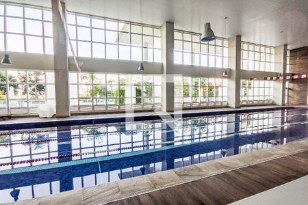 Apartamento para alugar com 177m², 3 quartos e 3 vagas Apartamento para alugar com 177m², 3 quartos e 3 vagasÁrea Comum - Piscina Coberta