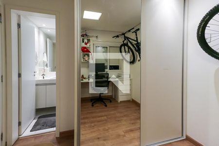 Apartamento para alugar com 177m², 3 quartos e 3 vagas Apartamento para alugar com 177m², 3 quartos e 3 vagasSuíte 2
