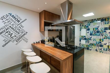 Apartamento para alugar com 177m², 3 quartos e 3 vagas Apartamento para alugar com 177m², 3 quartos e 3 vagasCozinha