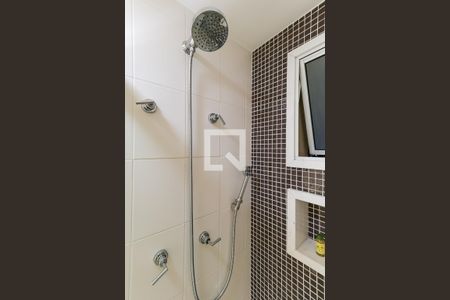 Apartamento para alugar com 177m², 3 quartos e 3 vagas Apartamento para alugar com 177m², 3 quartos e 3 vagasBanheiro Suíte 3