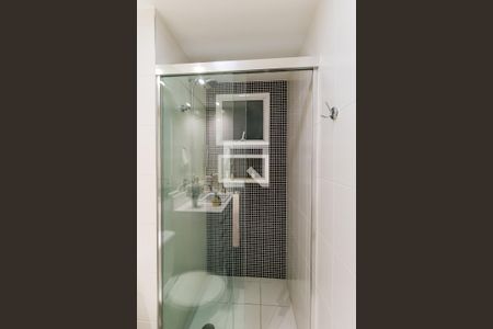 Apartamento para alugar com 177m², 3 quartos e 3 vagas Apartamento para alugar com 177m², 3 quartos e 3 vagasBanheiro Suíte 2