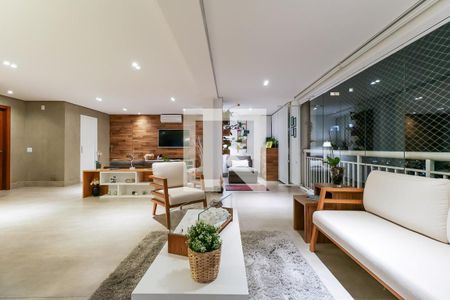 Apartamento para alugar com 177m², 3 quartos e 3 vagas Apartamento para alugar com 177m², 3 quartos e 3 vagasSala e Varanda Integrada
