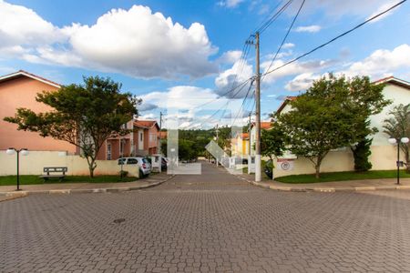 Casa para alugar com 82m², 3 quartos e 2 vagasRua do Condomínio