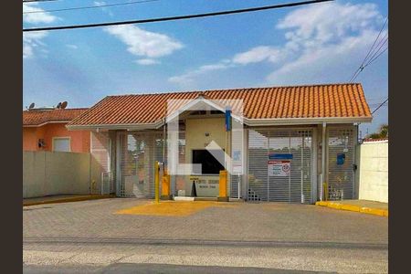 Casa para alugar com 82m², 3 quartos e 2 vagasFachada e Portaria