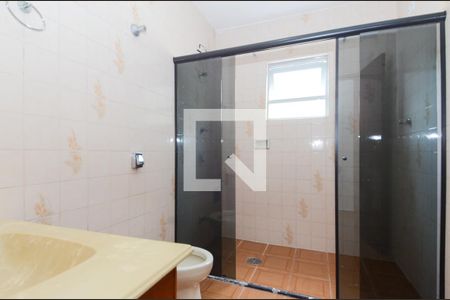 Casa para alugar com 182m², 3 quartos e 5 vagasBanheiro 1