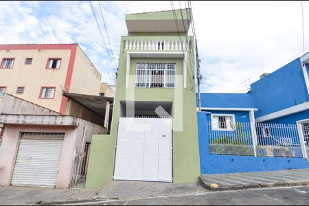 Casa para alugar com 182m², 3 quartos e 5 vagasFachada