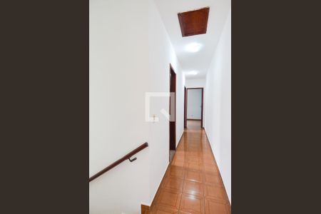 Casa para alugar com 182m², 3 quartos e 5 vagasCorredor dos Dormitórios 