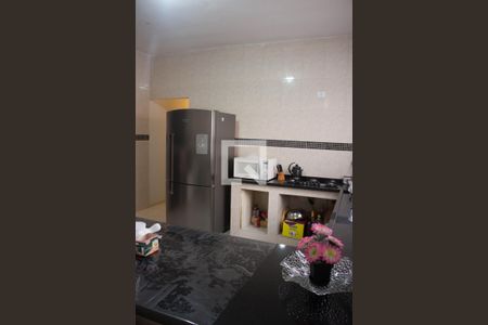 Casa à venda com 160m², 2 quartos e 2 vagas Casa à venda com 160m², 2 quartos e 2 vagasCozinha