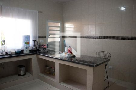 Casa à venda com 160m², 2 quartos e 2 vagas Casa à venda com 160m², 2 quartos e 2 vagasCozinha