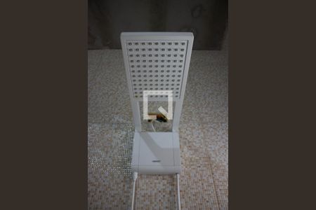 Casa à venda com 160m², 2 quartos e 2 vagas Casa à venda com 160m², 2 quartos e 2 vagasChuveiro