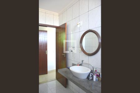Casa para alugar com 350m², 5 quartos e 3 vagasBanheiro da Suíte 4
