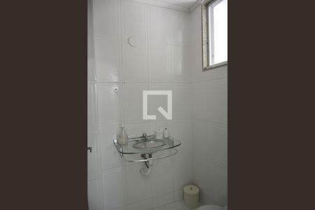Casa para alugar com 350m², 5 quartos e 3 vagasBanheiro Social