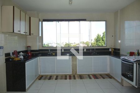 Casa para alugar com 350m², 5 quartos e 3 vagasCozinha