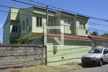 Casa para alugar com 350m², 5 quartos e 3 vagasFachada