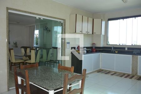 Casa para alugar com 350m², 5 quartos e 3 vagasCozinha