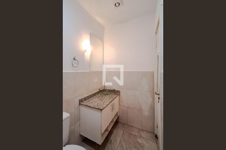 Banheiro de kitnet/studio para alugar com 1 quarto, 50m² em Vila São José, São Paulo