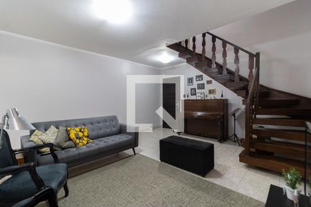 Sala de casa à venda com 4 quartos, 200m² em Cambuci, São Paulo