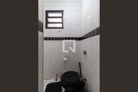 Casa à venda com 200m², 4 quartos e 1 vagaBanheiro da Suíte