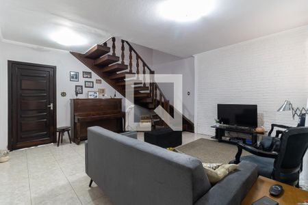 Sala de casa à venda com 4 quartos, 200m² em Cambuci, São Paulo