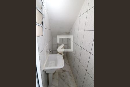 Casa para alugar com 65m², 2 quartos e 1 vagaBanheiro de Serviço