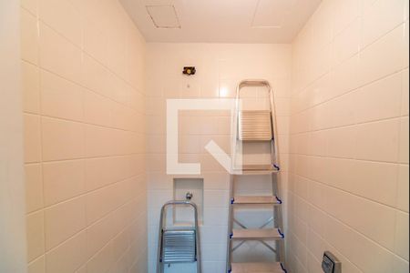 Apartamento à venda com 157m², 3 quartos e 2 vagasBanheiro de Serviço