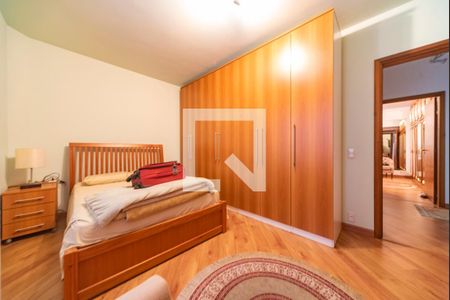 Apartamento à venda com 157m², 3 quartos e 2 vagasQuarto 1