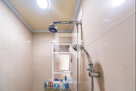 Apartamento à venda com 157m², 3 quartos e 2 vagasChuveiro