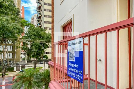 Apartamento à venda com 157m², 3 quartos e 2 vagasPlaca instalada na Varanda