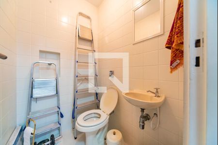 Apartamento à venda com 157m², 3 quartos e 2 vagasBanheiro de Serviço