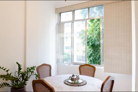 Apartamento à venda com 88m², 2 quartos e sem vaga Apartamento à venda com 88m², 2 quartos e sem vagaSala