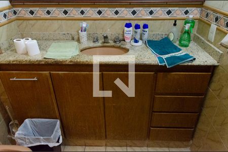 Apartamento à venda com 88m², 2 quartos e sem vaga Apartamento à venda com 88m², 2 quartos e sem vagaBanheiro