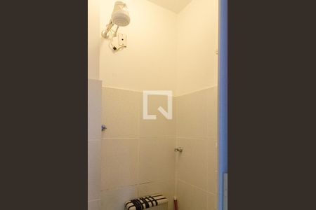 Apartamento à venda com 88m², 2 quartos e sem vaga Apartamento à venda com 88m², 2 quartos e sem vagaBanheiro de Serviço