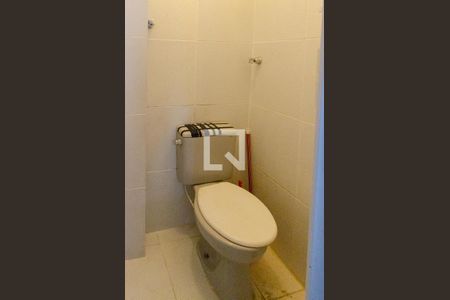 Apartamento à venda com 88m², 2 quartos e sem vaga Apartamento à venda com 88m², 2 quartos e sem vagaBanheiro de Serviço