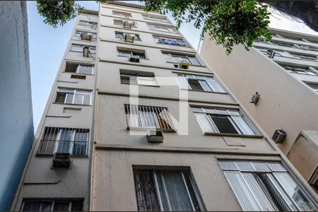 Apartamento à venda com 88m², 2 quartos e sem vaga Apartamento à venda com 88m², 2 quartos e sem vagaFachada