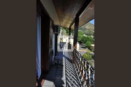 Casa à venda com 450m², 5 quartos e 5 vagasVaranda do Quarto 1 e 2